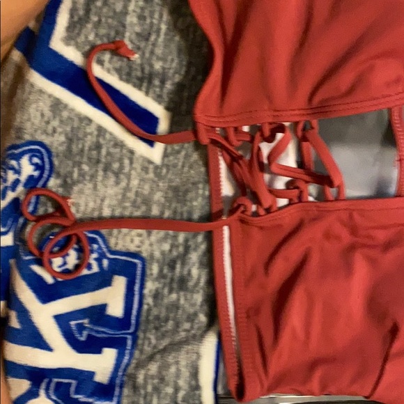 Swim top - Picture 3 of 4